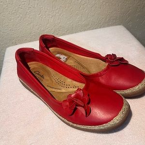 Brand- Clarks Collection Size- Women’s 8.5 Color- Cherry Red